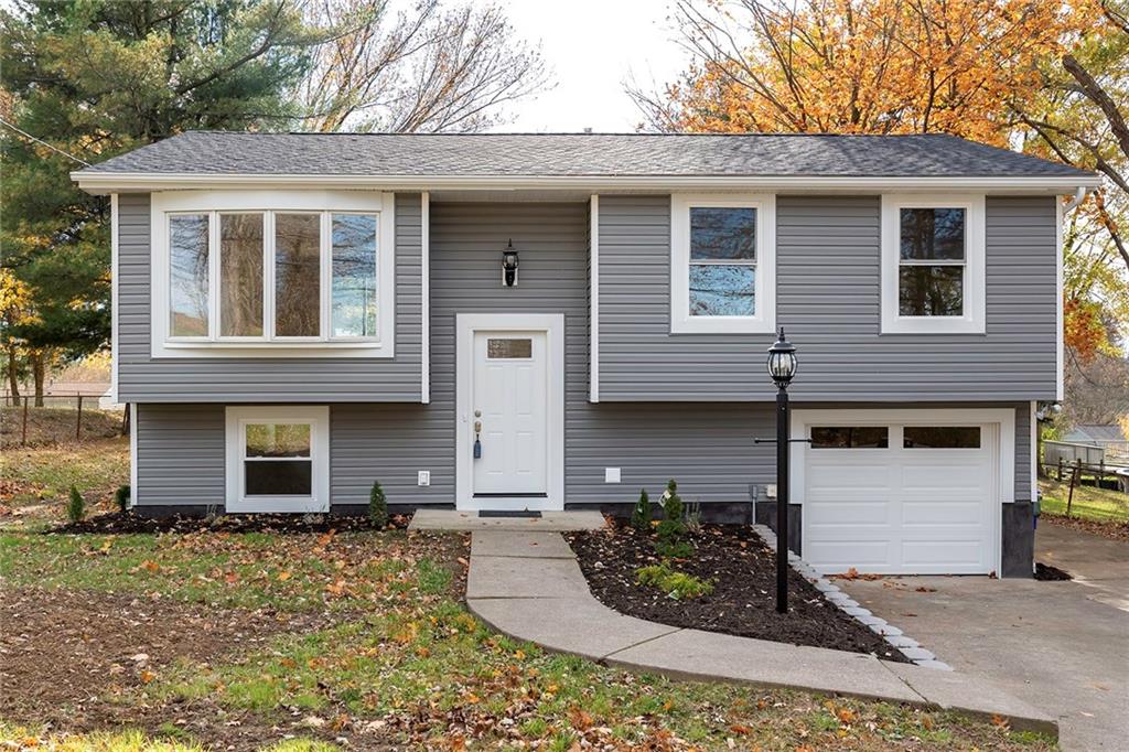 516 Aten Road Coraopolis, PA 15108 - Photo 1 of 25 Gallery Image 1