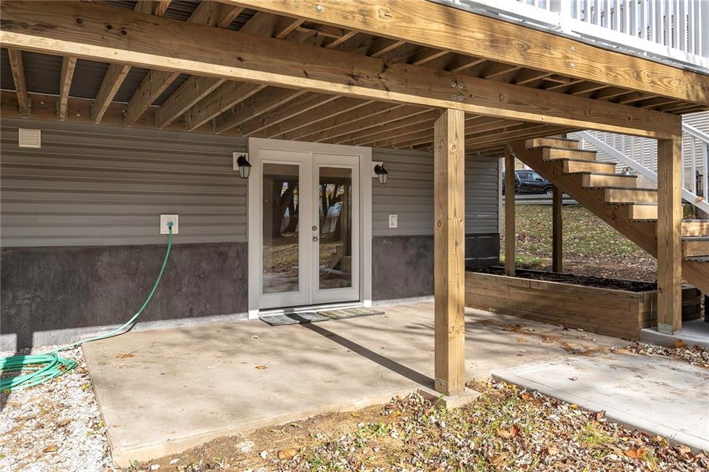 516 Aten Road Coraopolis, PA 15108 - Photo 23 of 25 Gallery Image 23
