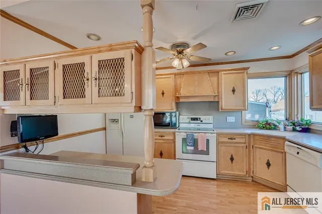 $530,000 | 31 Marie Road, Fords, NJ 08863