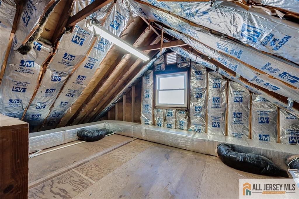 31 Marie Road Fords, NJ 08863 - Photo 29 of 44 a view of entryway with a front door