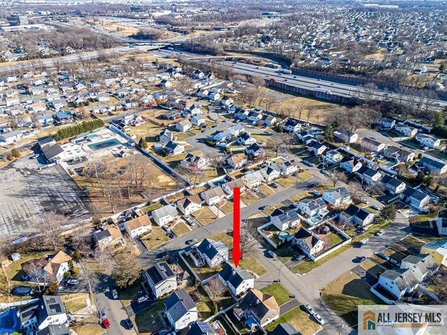 $530,000 | 31 Marie Road, Fords, NJ 08863