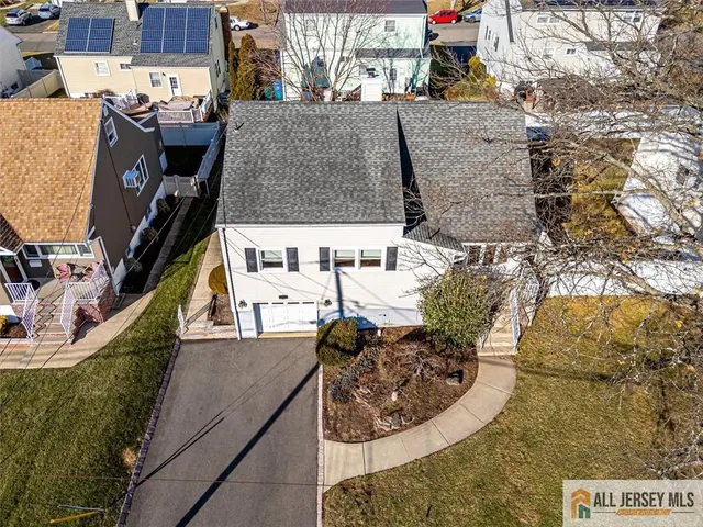 $530,000 | 31 Marie Road, Fords, NJ 08863