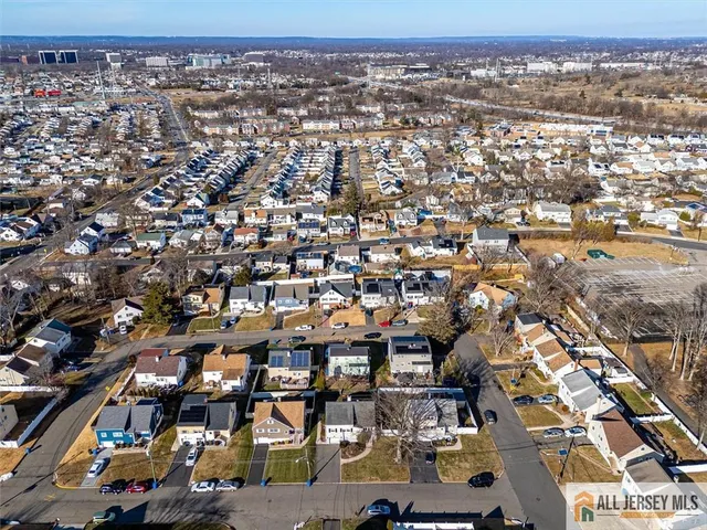 $530,000 | 31 Marie Road, Fords, NJ 08863