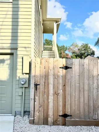 $1,850 | 435 Oxford Street, Unit A, Houston, TX 77007