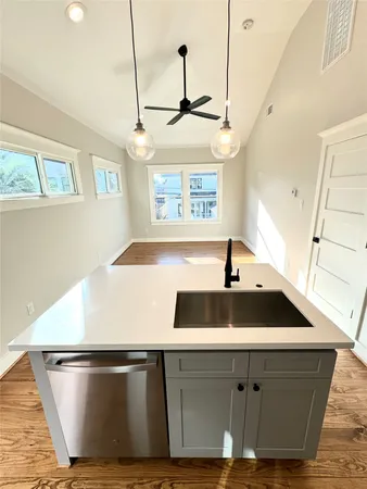 $1,850 | 435 Oxford Street, Unit A, Houston, TX 77007