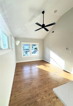 $1,850 | 435 Oxford Street, Unit A, Houston, TX 77007