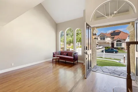 $2,100,000 | 1108 Calle Almaden, San Jose, CA 95120