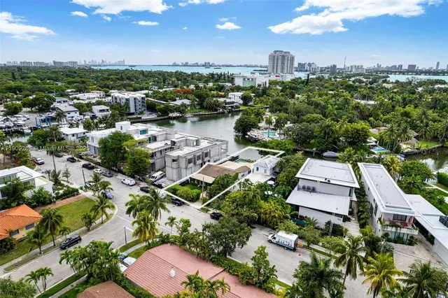$2,990,000 | 7701 Northeast 8th Avenue, Miami, FL 33138