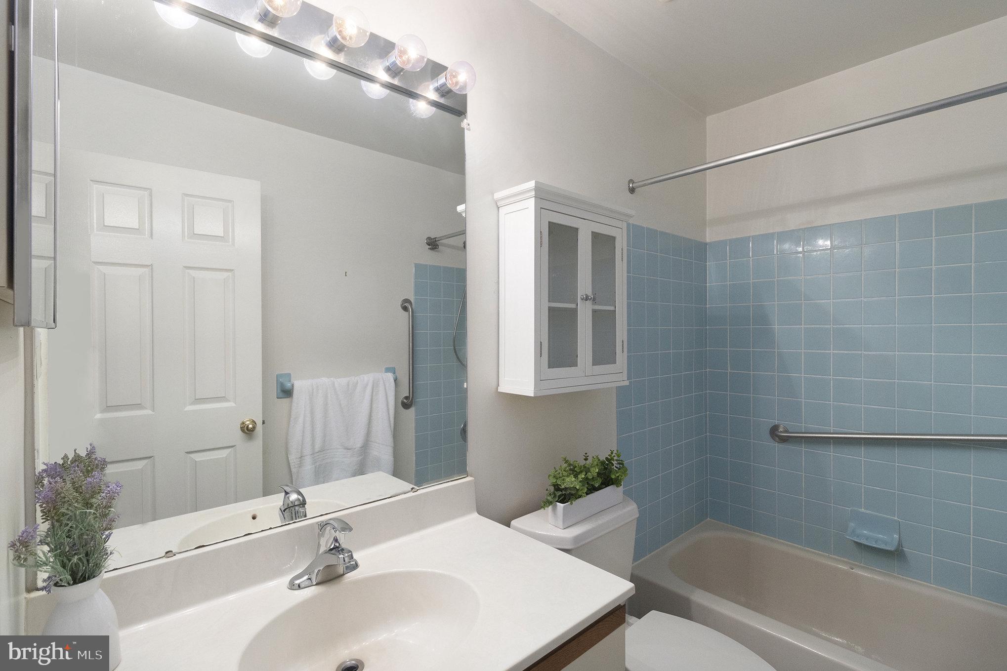 121 North Park Road Newtown, PA 18940 - Photo 20 of 32 Gallery Image 20