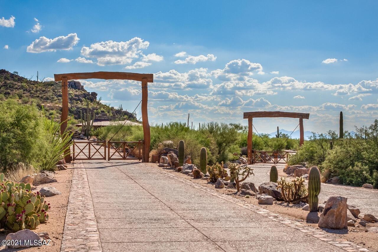 13505 North Old Ranch House Road, Unit 30 Marana, AZ 85658 - Photo 8 of 18