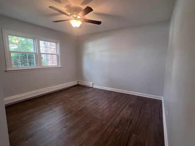 $1,750 | 2427 Ogden Avenue, Unit 3, Downers Grove, IL 60515