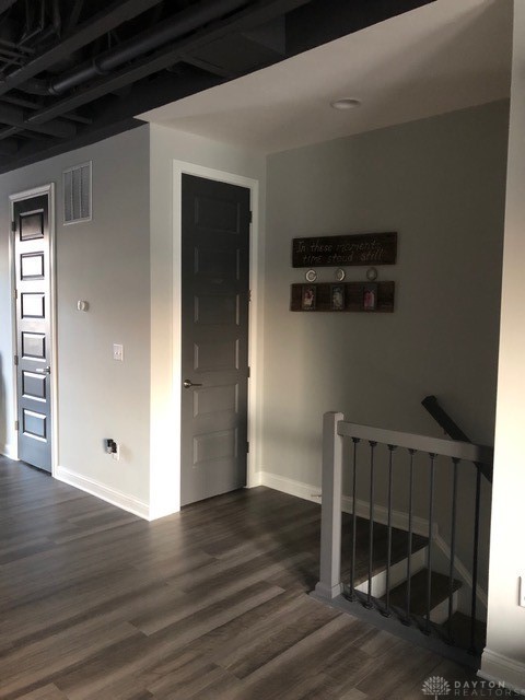 3 Mill Run Place Springfield, OH 45502 - Photo 14 of 59 Dining area/stairs
