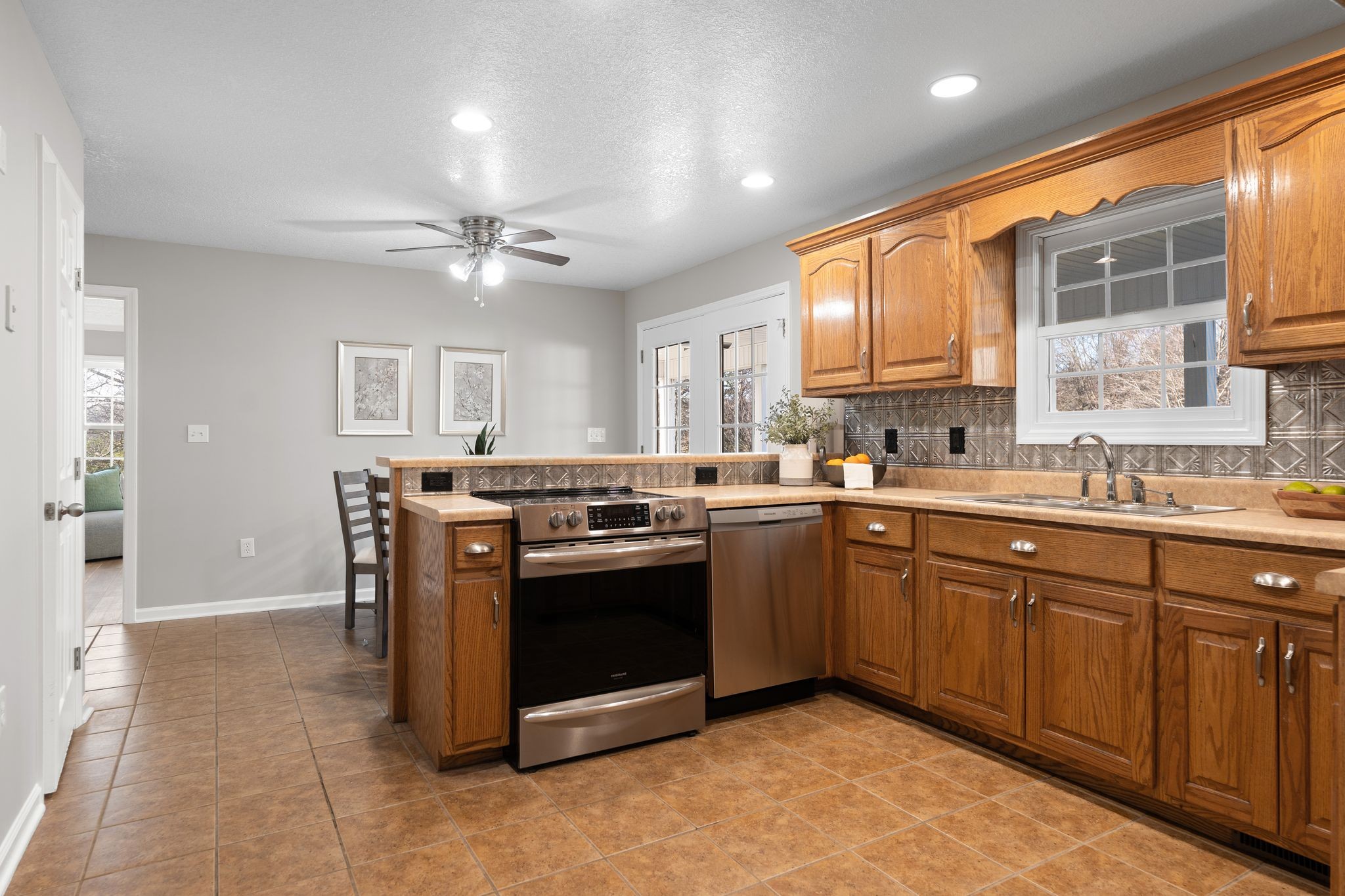 954 Newt Vanattia Road Hillsboro, TN 37342 - Photo 14 of 46