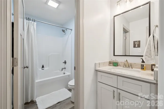 $445,000 | 142 Alf Hoover Road, Lincolnton, NC 28092