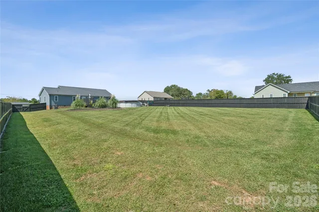 $445,000 | 142 Alf Hoover Road, Lincolnton, NC 28092