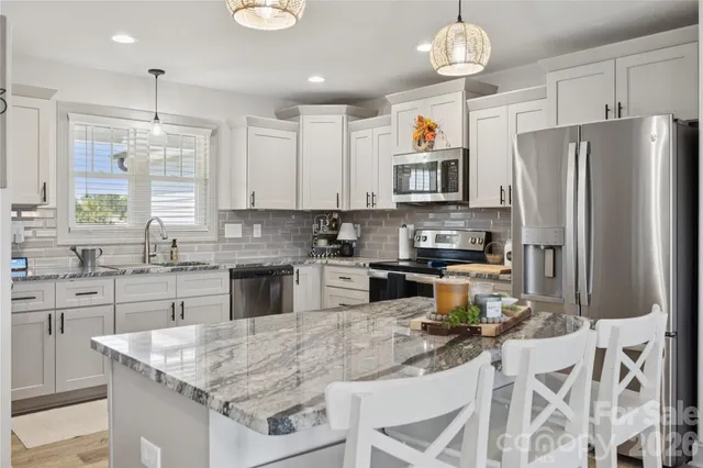 $445,000 | 142 Alf Hoover Road, Lincolnton, NC 28092