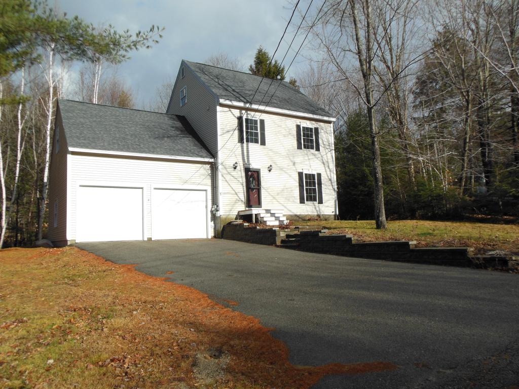 8 Knoll Road Wolfeboro, NH 03894 - Photo 1 of 36 Gallery Image 1