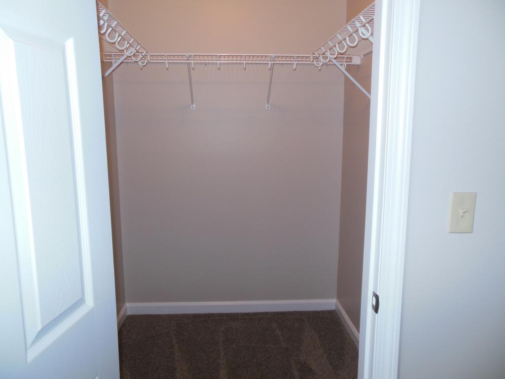 8 Knoll Road Wolfeboro, NH 03894 - Photo 13 of 36 Gallery Image 13