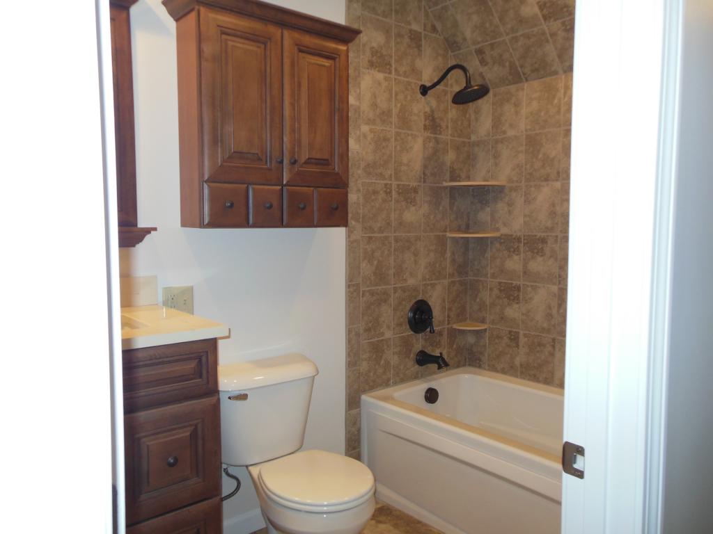 8 Knoll Road Wolfeboro, NH 03894 - Photo 16 of 36 Gallery Image 16