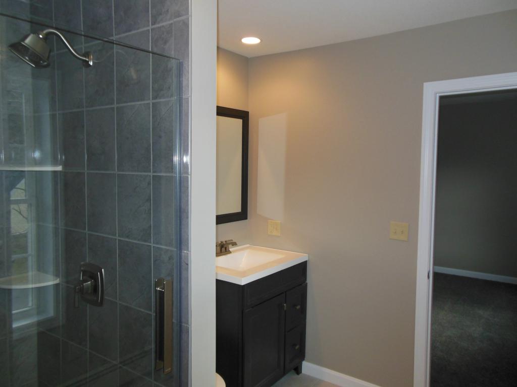 8 Knoll Road Wolfeboro, NH 03894 - Photo 21 of 36 Gallery Image 21