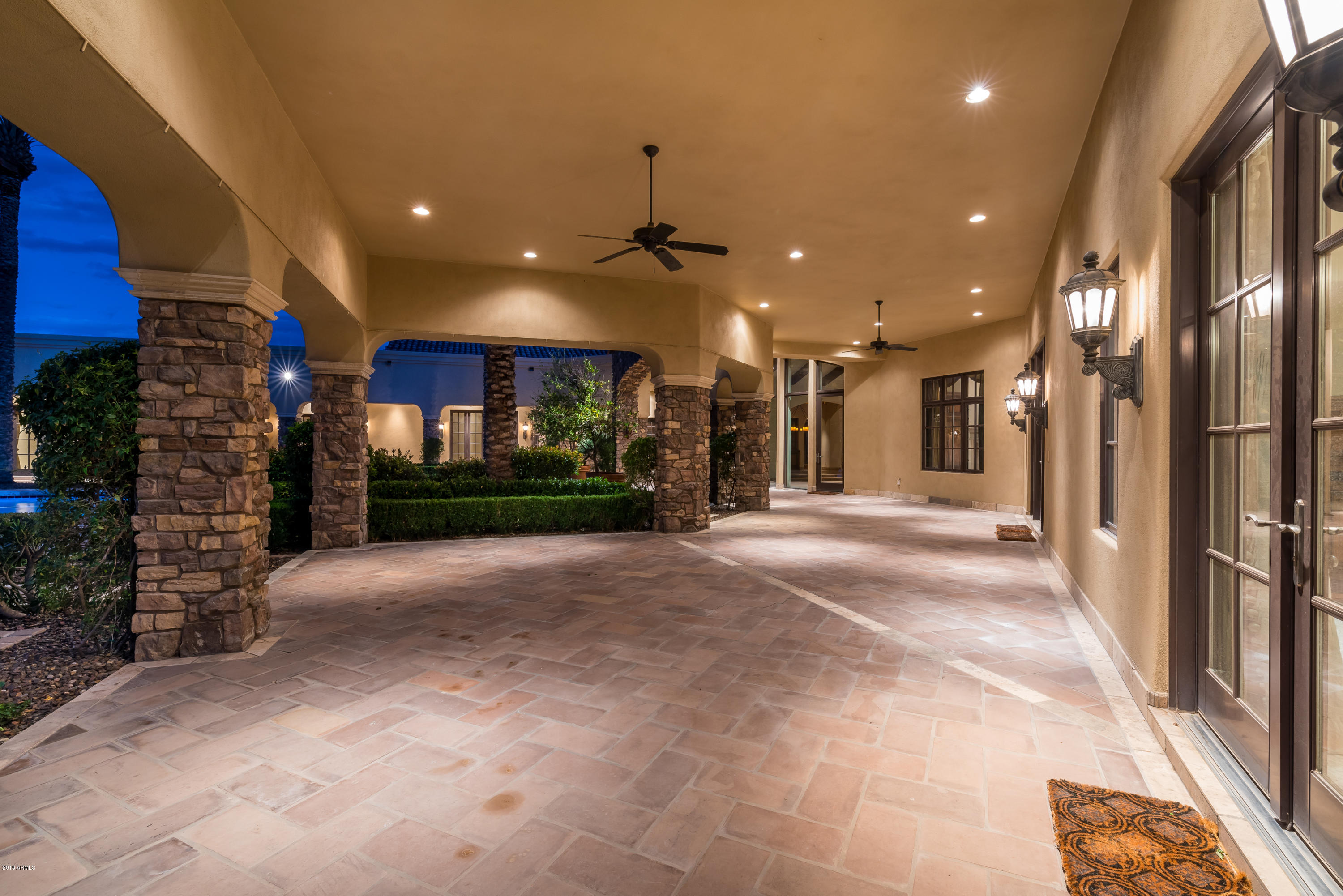 6390 East Royal Palm Road Paradise Valley, AZ 85253 - Photo 47 of 58 a view of a lobby with black carpet