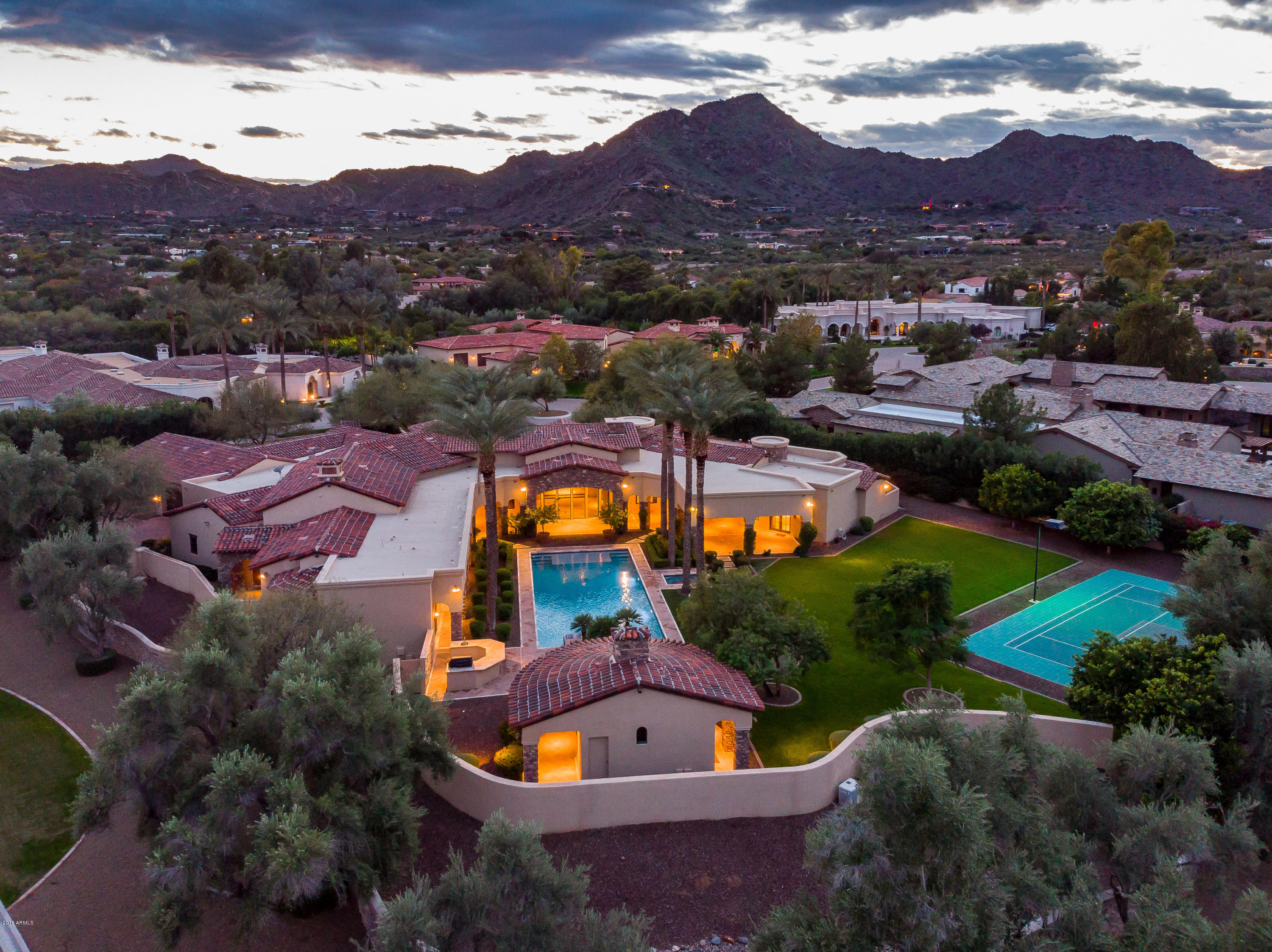 6390 East Royal Palm Road Paradise Valley, AZ 85253 - Photo 49 of 58 an aerial view of residential houses and outdoor space