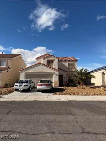$422,999 | 7925 Hollow Pine Street, Las Vegas, NV 89143