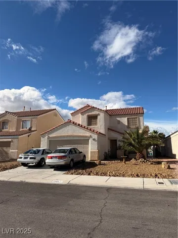 $422,999 | 7925 Hollow Pine Street, Las Vegas, NV 89143