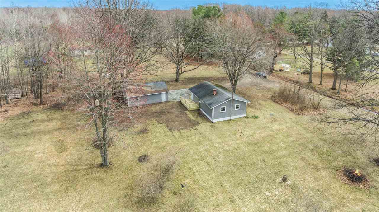 12028 Willard Road Burt, MI 48417 - Photo 32 of 38