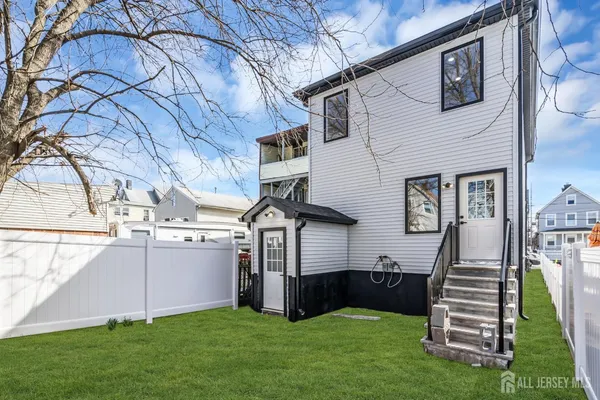 $650,000 | 589 Elizabeth Street, Perth Amboy, NJ 08861