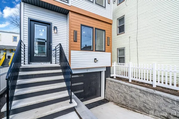 $650,000 | 589 Elizabeth Street, Perth Amboy, NJ 08861