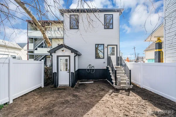 $650,000 | 589 Elizabeth Street, Perth Amboy, NJ 08861