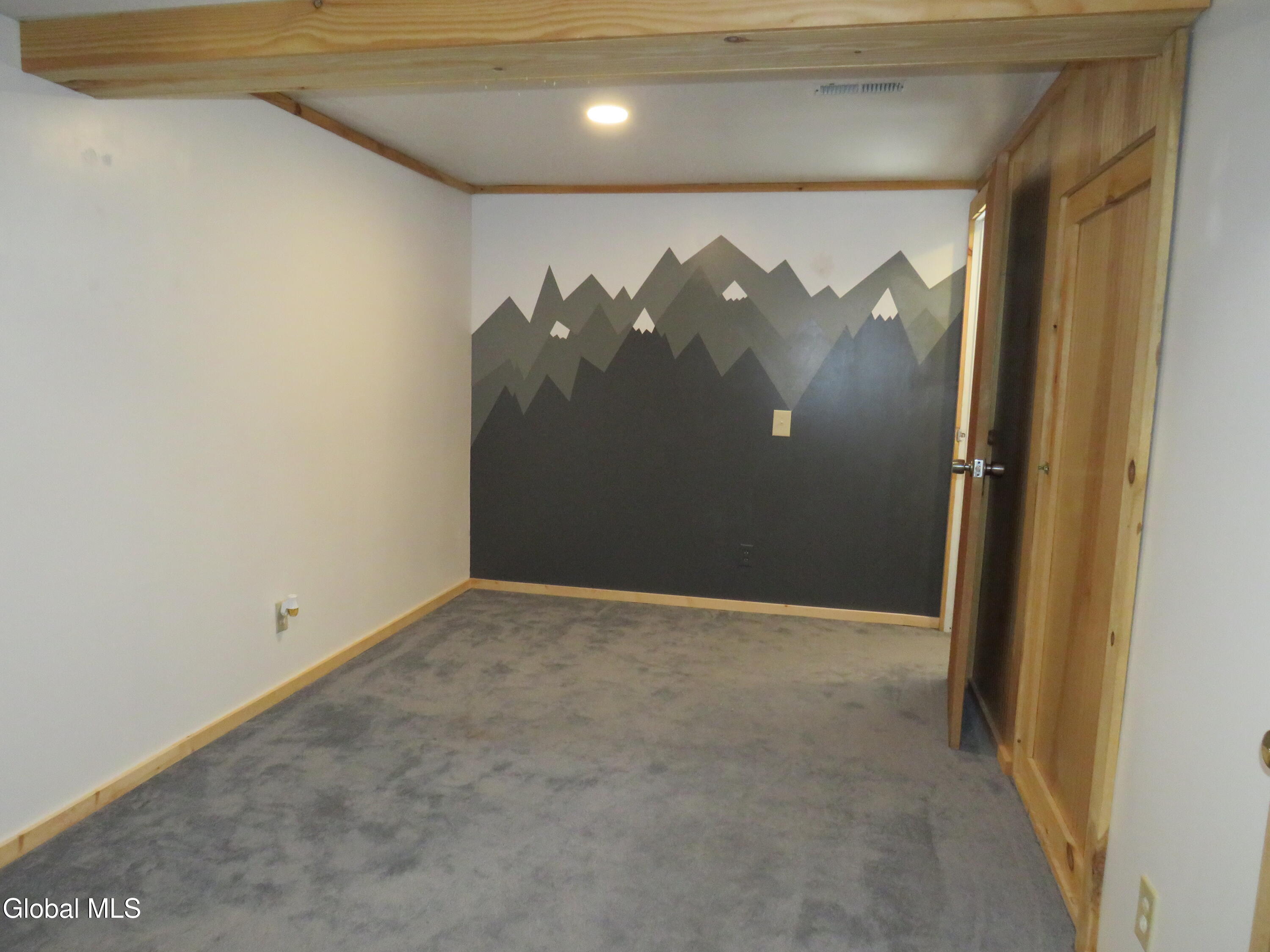 129 Ranger Road Wells, NY 12190 - Photo 6 of 19 IMG_4323