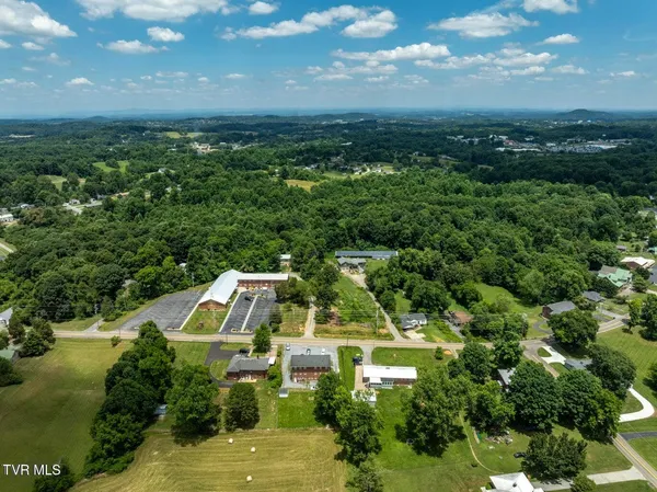 $674,999 | 3411 West Walnut Street, Johnson City, TN 37604