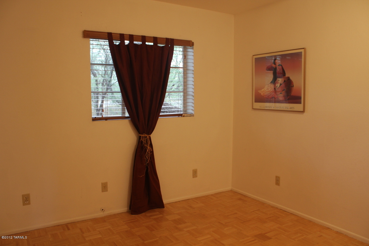 10912 East Tanque Verde Road Tucson, AZ 85749 - Photo 9 of 16 Gallery Image 9