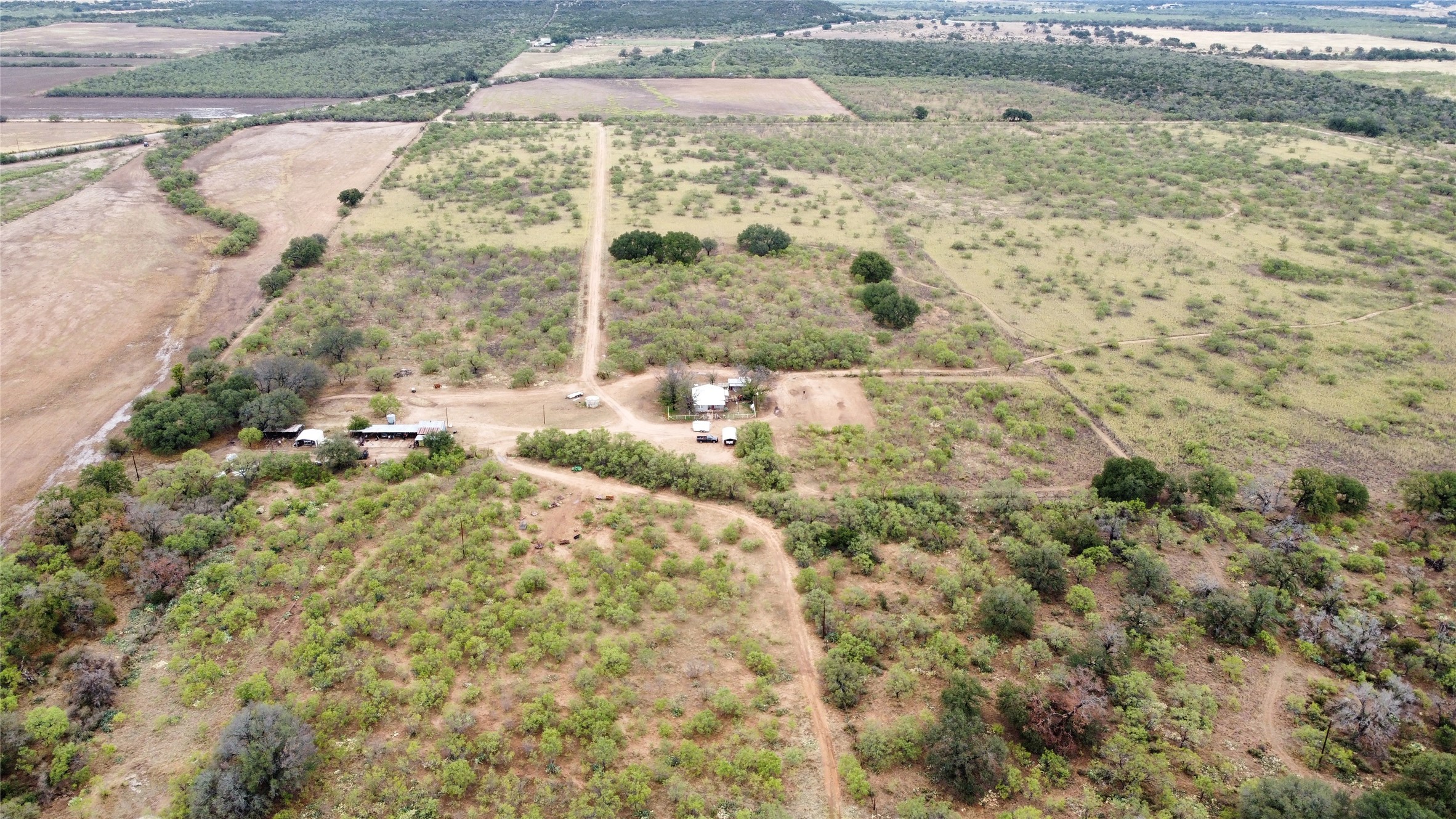 629 Elliott Road London, TX 76854 - Photo 5 of 49 a picture of a bathroom
