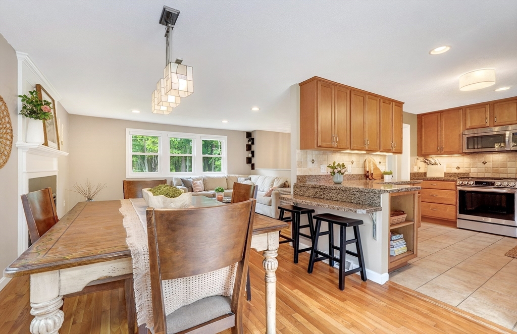 104 Hartwell Road Bedford, MA 01730 - Photo 7 of 34