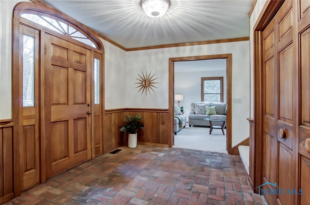 7515 Berridge Road Whitehouse, OH 43571 - Photo 2 of 36 Gallery Image 2