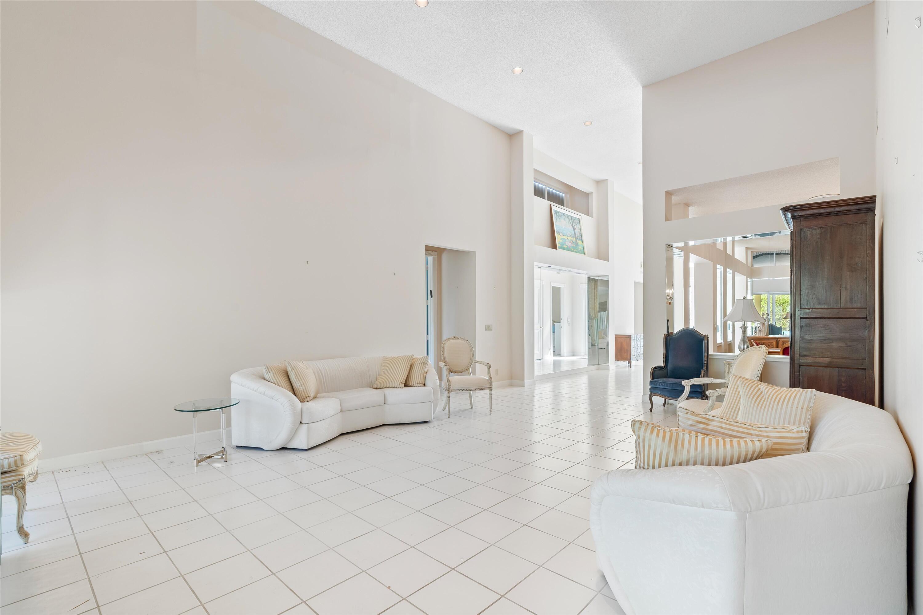 5347 Ascot Bend Road Boca Raton, FL 33496 - Photo 19 of 43 Living Room