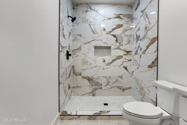 $285,000 | 2836 Honduras Drive, Gautier, MS 39553