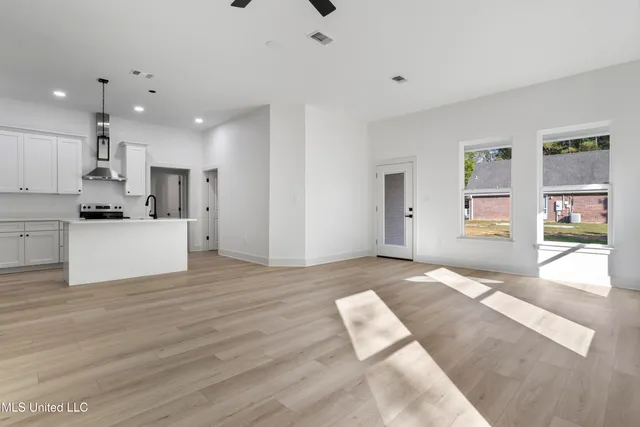 $285,000 | 2836 Honduras Drive, Gautier, MS 39553