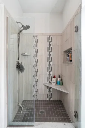 $435,000 | 19949 Overlook Circle, Lawrenceburg, IN 47025