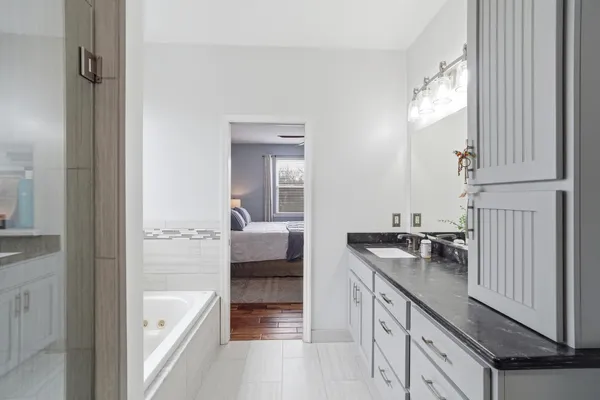 $435,000 | 19949 Overlook Circle, Lawrenceburg, IN 47025