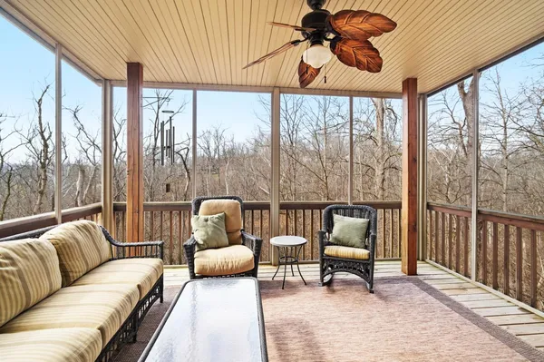 $435,000 | 19949 Overlook Circle, Lawrenceburg, IN 47025