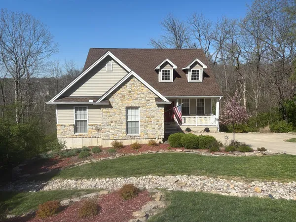$424,900 | 19949 Overlook Circle, Lawrenceburg, IN 47025
