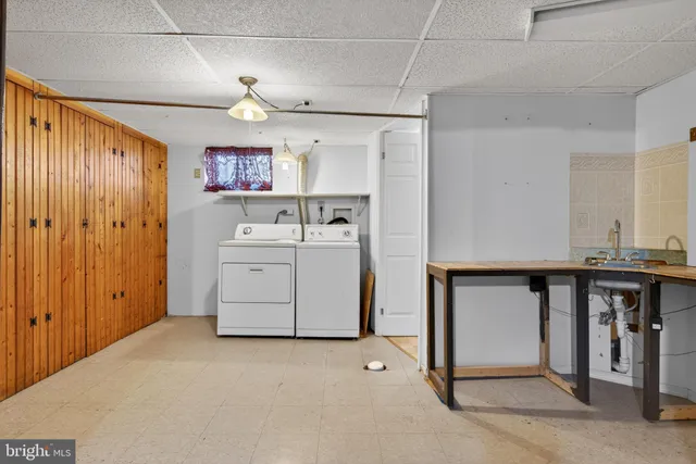 $215,000 | 143 Hershey Avenue, Lancaster, PA 17603