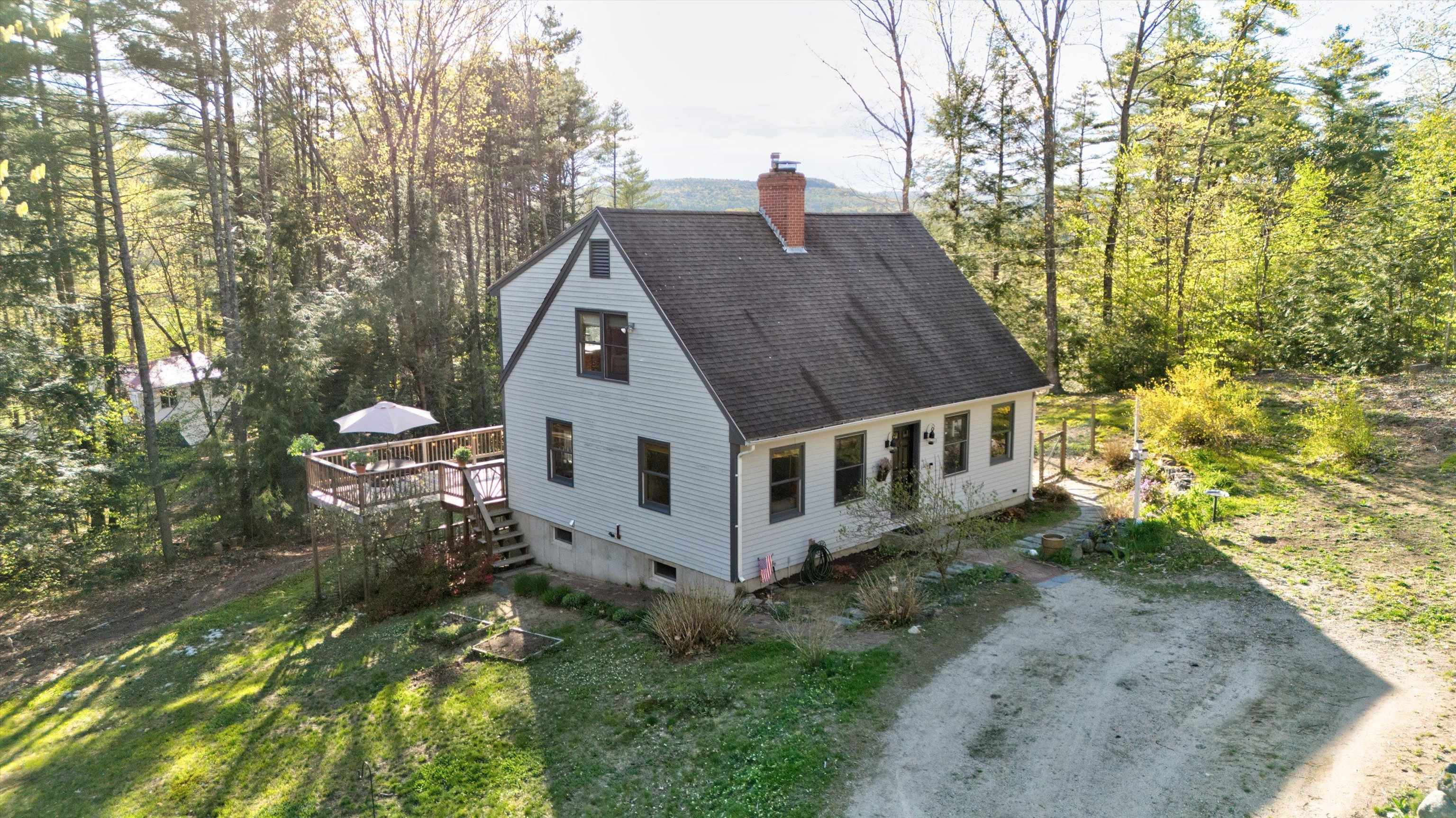 26 Balch Farm Road Bennington, NH 03442 - Photo 1 of 33