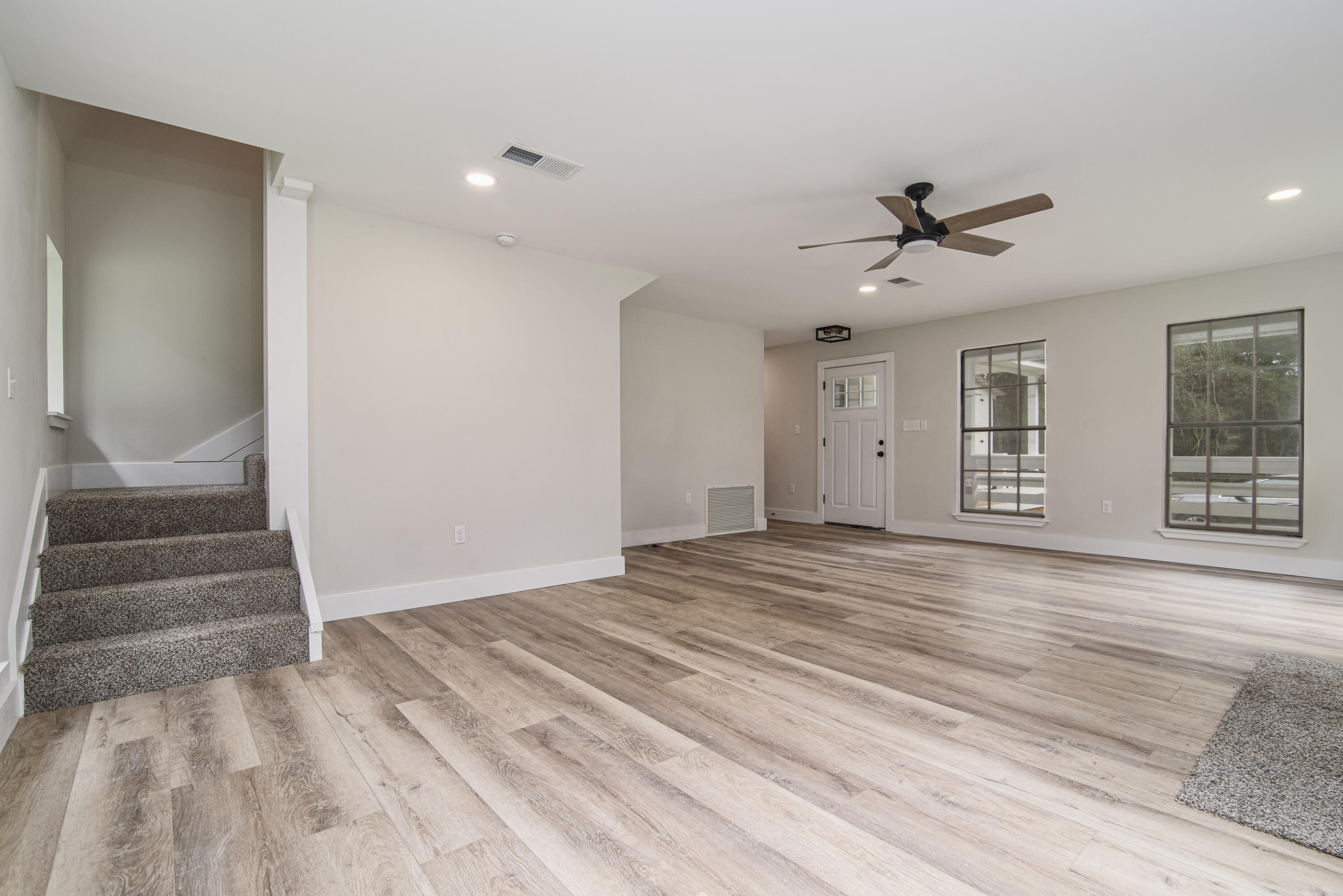 3069 Airport Road Crestview, FL 32539 - Photo 6 of 69 Gallery Image 6