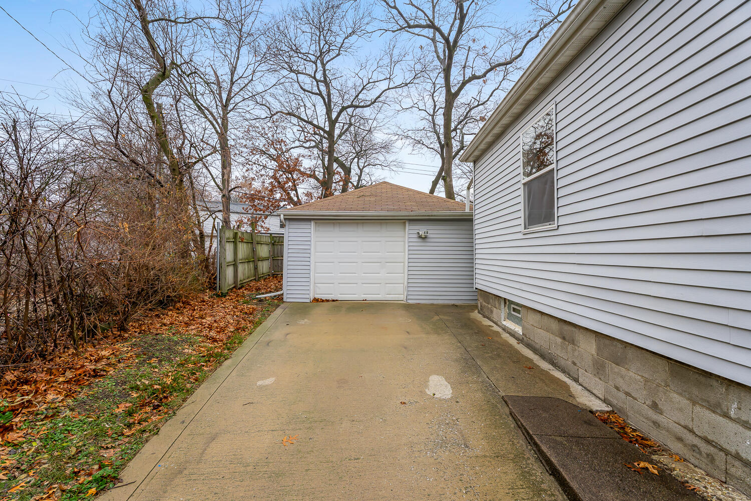 6400 Ash Avenue Gary, IN 46403 - Photo 31 of 35 1500x1000