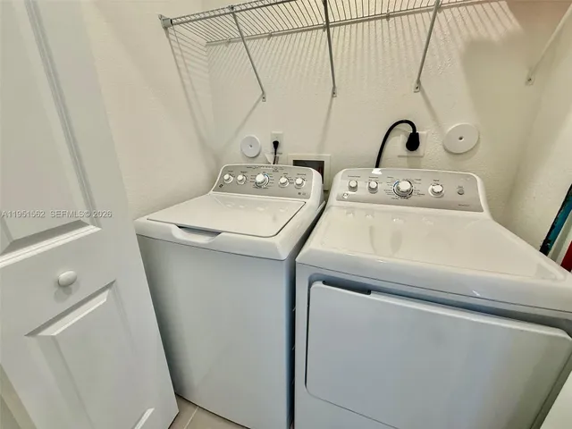 $2,900 | 2767 Southeast 25th Avenue, Homestead, FL 33035